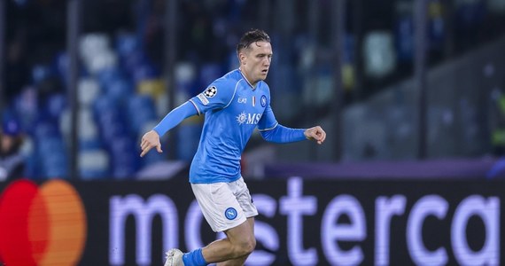 Francuz Rudi Garcia nie jest już trenerem Napoli - poinformował klub. Jego następcą został Walter Mazzarri, doskonale znany kibicom w Neapolu. Piłkarzami drużyny mistrza Włoch są pomocnik Piotr Zieliński i rezerwowy bramkarz Hubert Idasiak.