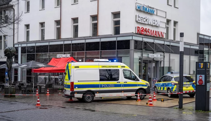 Policja oddała strzały. Dwóch mężczyzn trafiło do szpitala