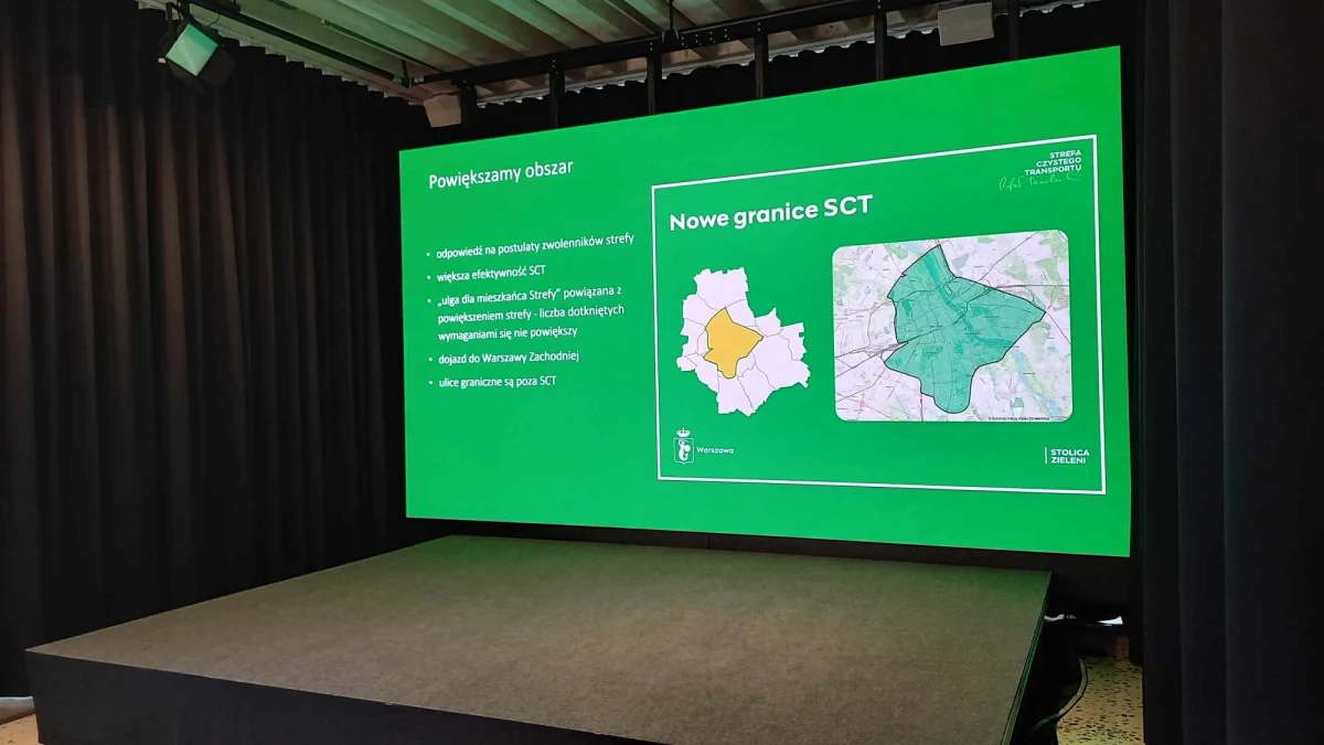 Po zakończeniu konsultacji i dodatkowych analizach, warszawska strefa czystego transportu (SCT), obejmie większy obszar niż pierwotnie zakładano i jednocześnie wprowadzi dodatkowe rozwiązania dla mieszkańców Warszawy – m.in. dla seniorów i mieszkańców strefy płacących tu podatki. Wprowadzone zmiany pozwolą podnieść jakość powietrza w stolicy. Nowa propozycja SCT trafi w najbliższych dniach pod obrady Rady m. st. Warszawy, która podejmie decyzje o jej ostatecznym kształcie i terminach