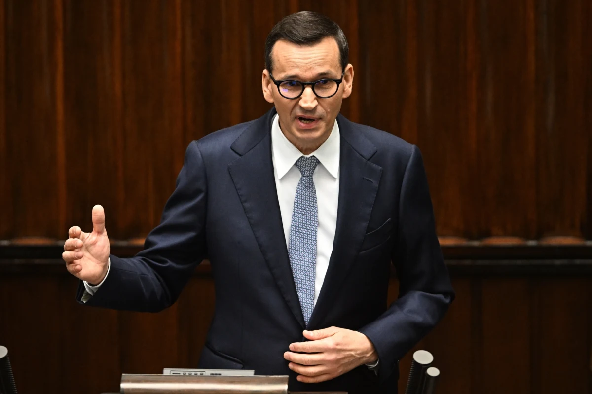 Mateusz Morawiecki powinien zrezygnować z misji tworzenia rządu - taką odpowiedź wskazuje zdecydowanie najwięcej ankietowanych w sondażu United Surveys dla RMF FM i "Dziennika Gazety Prawnej". Ponad połowa pytanych jest zdania, że na czele nowego rządu stanie Donald Tusk.