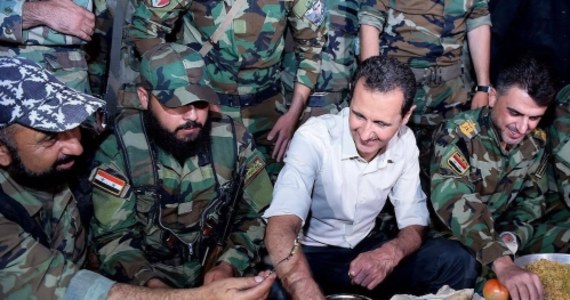 Francja wydała międzynarodowy nakaz aresztowania prezydenta Syrii Baszara el-Asada, który został oskarżony o współudział w zbrodniach przeciwko ludzkości. Ma to związek z atakami chemicznymi dokonanymi przez rządowe oddziały syryjskie w 2013 r. – przekazała agencja AFP.