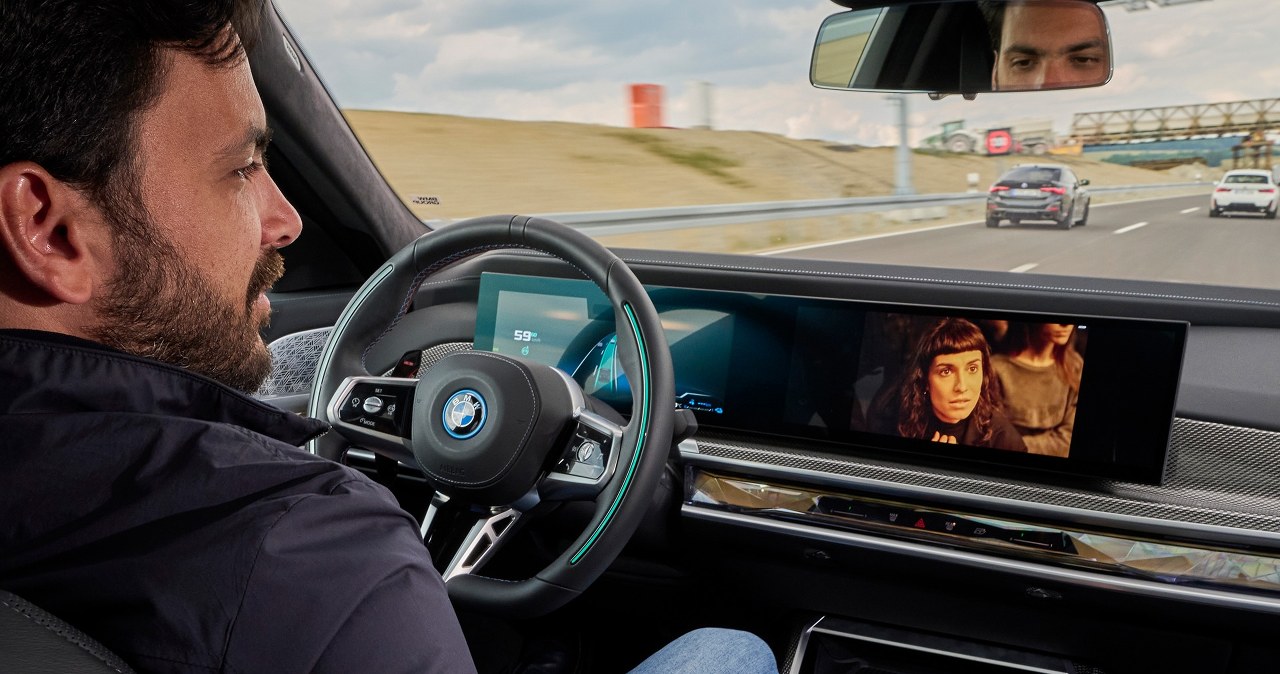 W Czechach auta pojadą samodzielnie. Od stycznia wchodzi nowe prawo