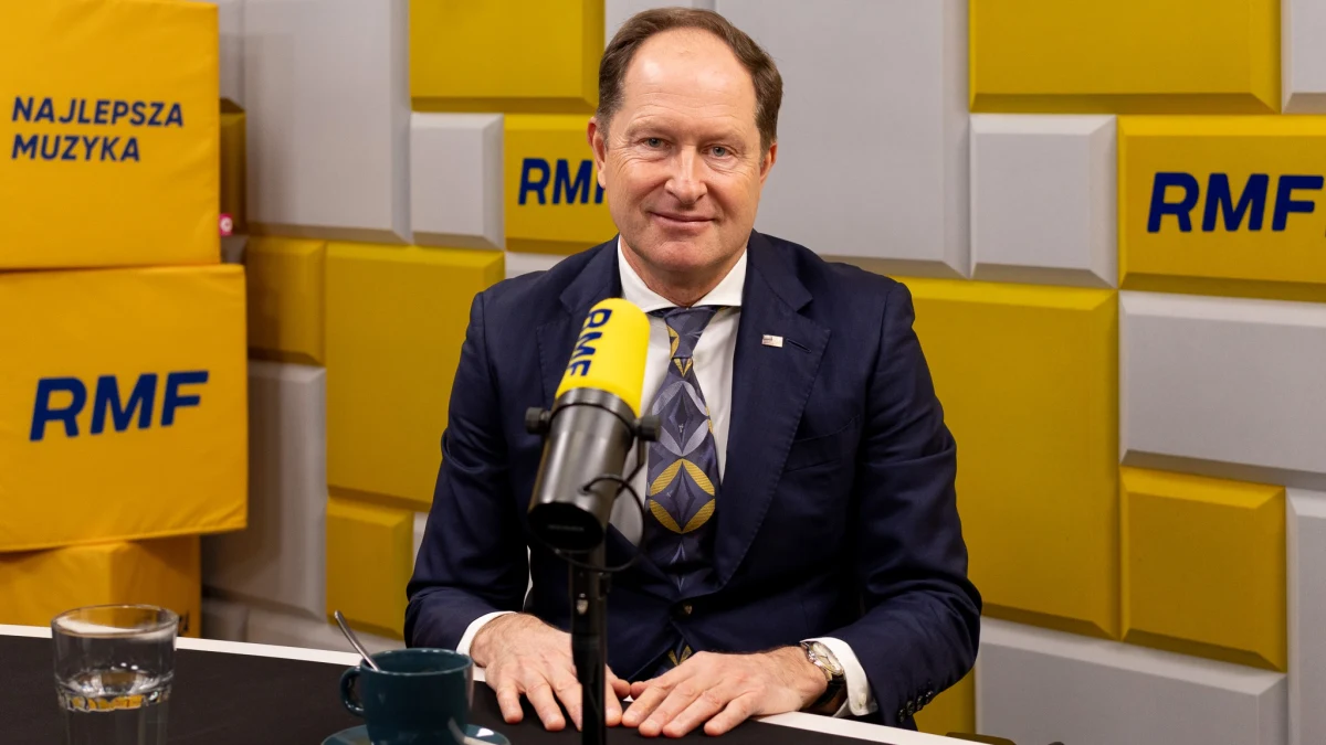 "Będziemy mieć tak dobre relacje z nowym rządem, jak mieliśmy z obecnym. To w naszym interesie, i Ameryki, i Polski. Nasze interesy się nakładają" - mówił w Popołudniowej rozmowie w RMF FM ambasador USA w Polsce, Mark Brzezinski. Jak dodał, "powołanie Donalda Tuska na premiera daje strategiczną możliwość znormalizowania i wzmocnienia stosunków z Brukselą". 