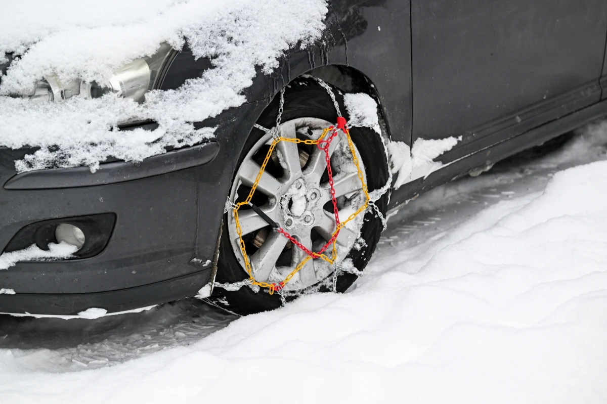 Instytut Meteorologii i Gospodarki Wodnej wydał ostrzeżenia pierwszego i drugiego stopnia przed intensywnymi opadami śniegu. Obejmują one południowe powiaty Podkarpacia, Małopolski i województwa śląskiego, a także Mazowsze, Lubelszczyznę, części woj. łódzkiego i warmińsko-mazurskiego.