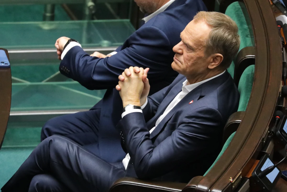 Donald Tusk ma już skompletowany skład rządu a personalia przedstawi na posiedzeniu, gdy Sejm przejmie funkcję stworzenia gabinetu - poinformował w TVN24 sekretarz generalny Platformy Obywatelskiej Marcin Kierwiński.