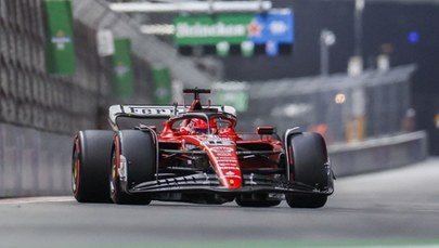 F1: Popis Ferrari w Las Vegas. Pole position dla Charlesa Leclerca