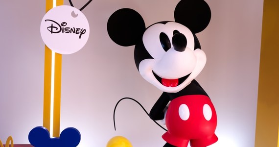95 lat temu po raz pierwszy na wielkim ekranie pojawiła się najsłynniejsza mysz - Myszka Miki. Dziś fani tej postaci na całym świecie celebrują Mickey Mouse Day. 