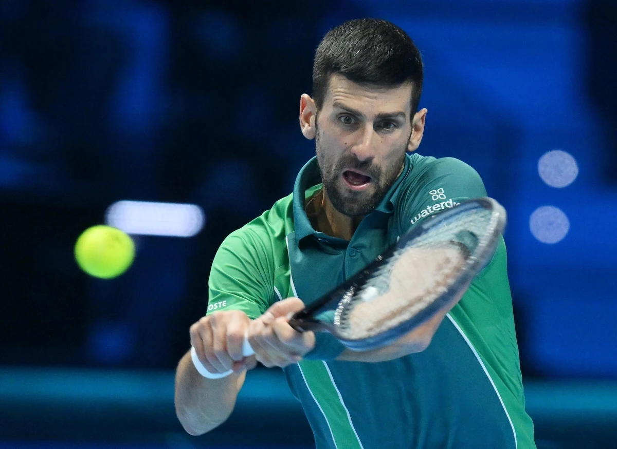 Novak Djoković znów najlepszy! Lider światowego rankingu tenisistów wygrał turniej ATP Finals w Turynie. W niedzielnym finale pokonał Włocha Jannika Sinnera 6:3, 6:3.