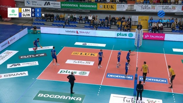 Skrót meczu 7. kolejki PlusLigi Bogdanka LUK Lublin - Ślepsk Malow Suwałki 3:0 (25:20, 25:19, 25:18).