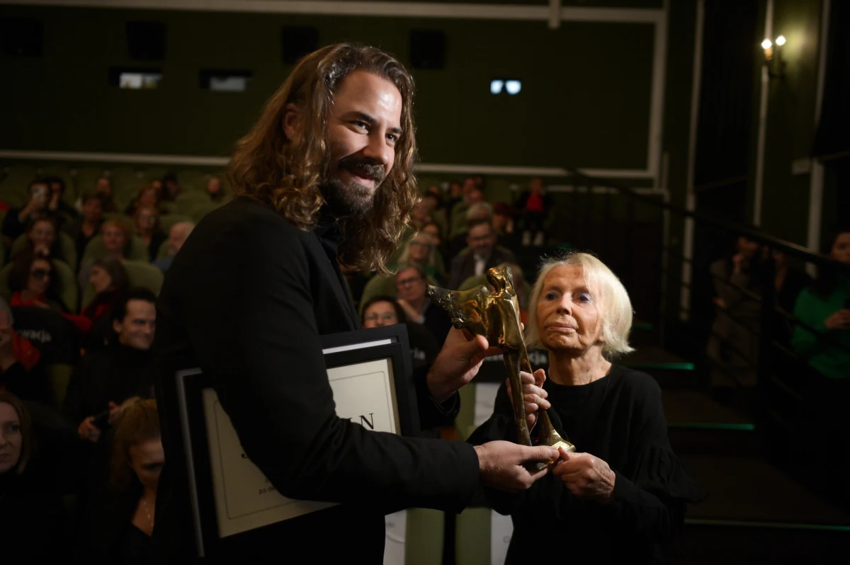 Klaudiusz Chrostowski, reżyser filmu "Ultima Thule", został laureatem tegorocznej Nagrody im. Janusza "Kuby" Morgensterna "Perspektywa". Uroczysta gala odbyła się w warszawskim kinie Kultura. 