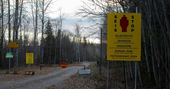 Władze Finlandii rozważają zamknięcie całej granicy z Rosją w nocy z 21 na 22 listopada. Informuje o tym w najnowszej analizie amerykański Instytut Studiów nad Wojną (ISW).