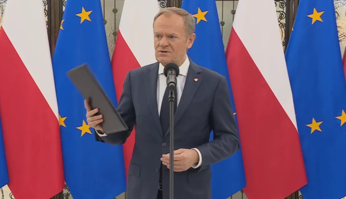 Donald Tusk zapowiadał odblokowanie pieniędzy dzień po wyborach. Teraz tłumaczy