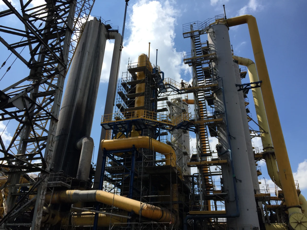 Potwierdzają się nasze wcześniejsze informacje: ArcelorMittal Poland rozpoczyna postój baterii koksowniczej w Krakowie. Koncern podaje, że decyzja jest podyktowana niskim popytem i relacją ceny węgla koksującego do ceny koksu. 