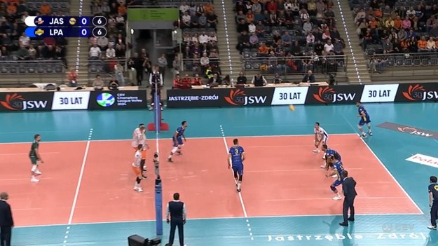 Skrót meczu 1. kolejki Ligi Mistrzów CEV Jastrzębski Węgiel - Guaguas Las Palmas 3:0 (30:28, 25:16, 26:24).