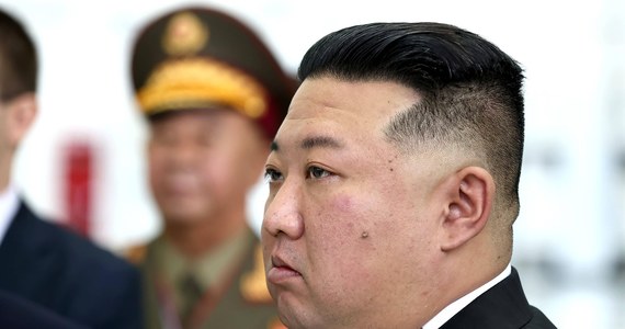 Korea Północna nie będzie już ograniczała się porozumieniem z 2018 roku o łagodzeniu napięć i rozmieści nowe rodzaje broni przy granicy z Koreą Południową - ogłosił w środę resort obrony w Pjognjangu w odpowiedzi na częściowe zawieszenie tej umowy przez Seul.