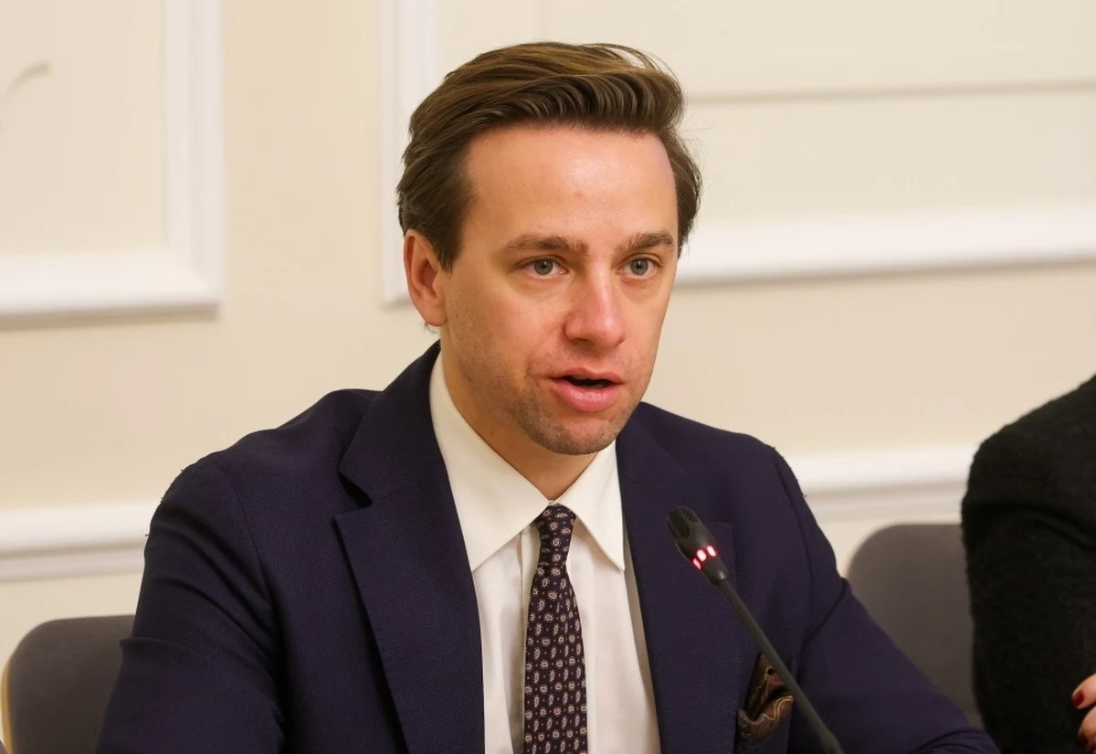 Liderzy partii zaproszonych przez Mateusza Morawieckiego odmówili spotkania się z premierem. Wyjątkiem jest Konfederacja. Politycy tego ugrupowania spotkają się z premierem w piątek o godz. 12.30. Jak twierdzą, mają jasny przekaz.