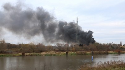 Pożar nielegalnego składowiska chemikaliów w Kędzierzynie-Koźlu ugaszony