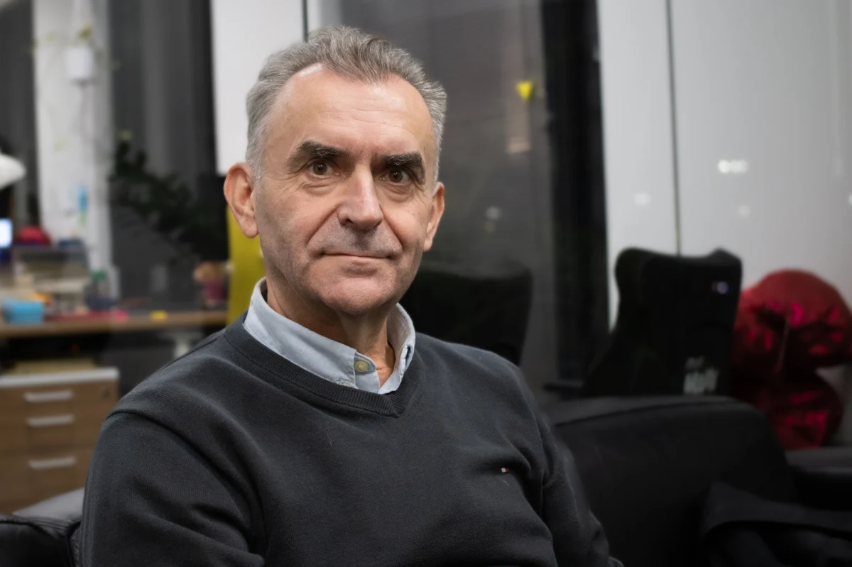 Włodzimierz Karpiński skieruje do Europejskiego Trybunału Praw Człowieka skargę na działania prokuratury. Jak dowiedział się reporter RMF FM, to reakcja na ostatnie prokuratorskie komunikaty, w których śledczy przytaczają tezy, że opuszczenie przez byłego ministra skarbu aresztu utrudni śledztwo w sprawie stołecznej afery śmieciowej. Podejrzany o korupcję polityk wyszedł na wolność, bo objął go immunitet europarlamentu. 