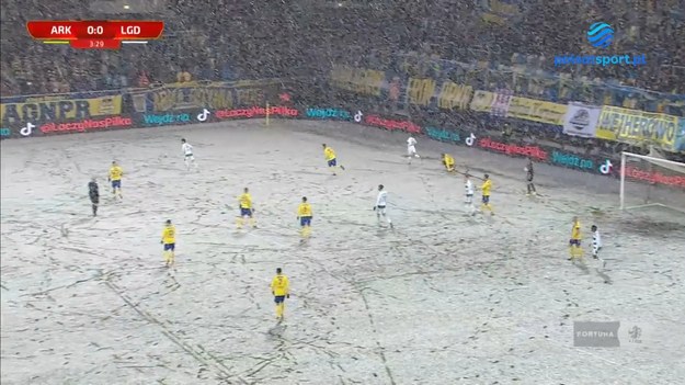 Skrót meczu Arka Gdynia - Lechia Gdańsk.
Fortuna 1 Liga oglądaj w Polsat Sport oraz na  Polsat BOX Go   Oglądaj wygodnie gdziekolwiek chcesz: na komputerze, na tablecie, na smartfonie, na Smart TV.
W tekście zawarto link serwisu partnerskiego

