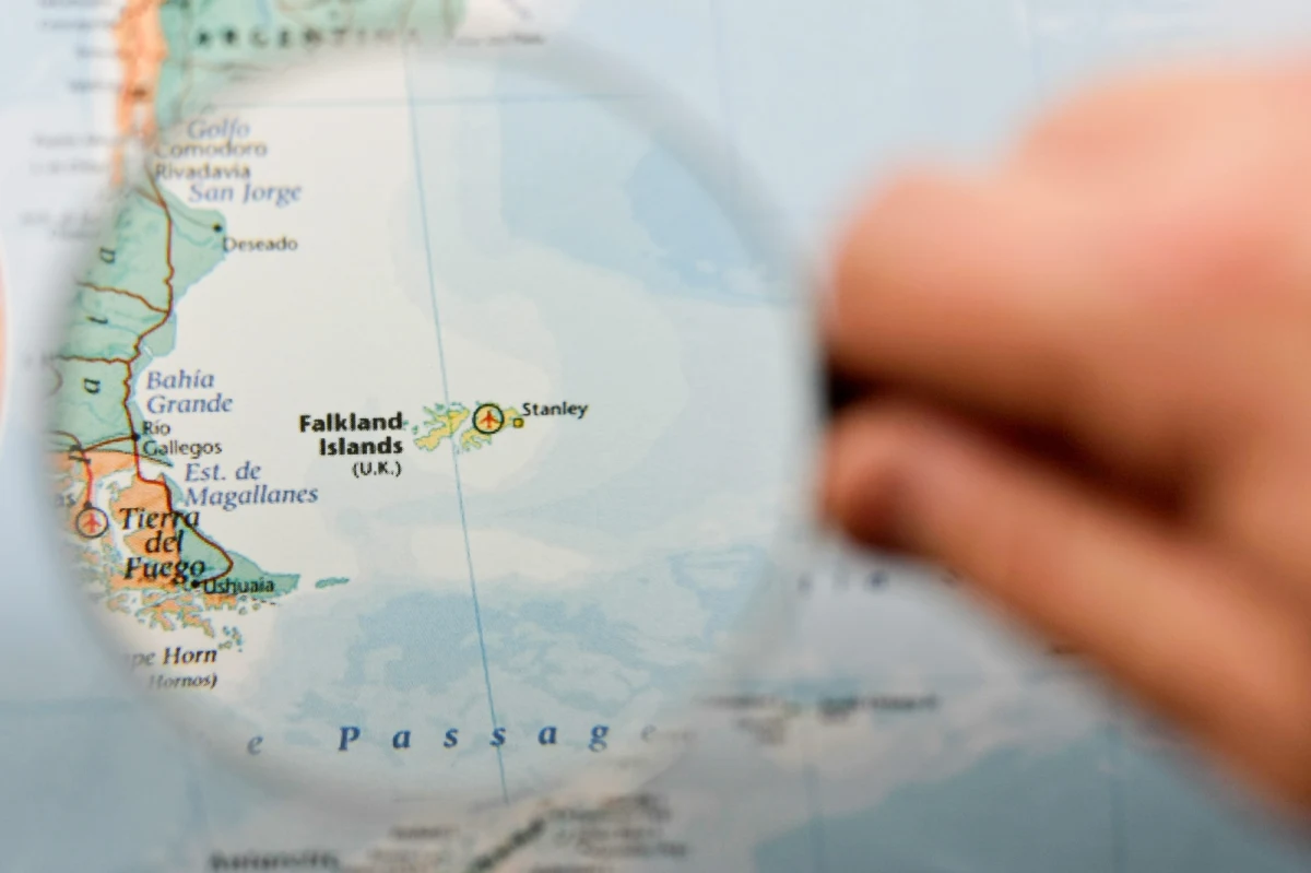 Londyn reaguje na argentyńskie pogróżki. Ich autorem jest nowo wybrany prezydent Argentyny Javier Milei. Pogróżki dotyczą Falklandów, czyli niewielkich wysp na południowym Atlantyku. 