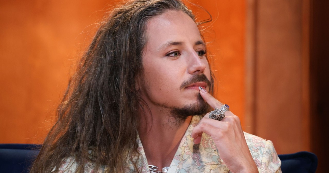 Michał, Szpak, sobą, odważny, wywiad, którym, pierwszy, otworzył, temat, swojego, życia, intymnego, rozmowie, Żurnalistą, artyst Michał Szpak u progu nieodwracalnej decyzji. Ujawnił szczegóły operacji korekty płci