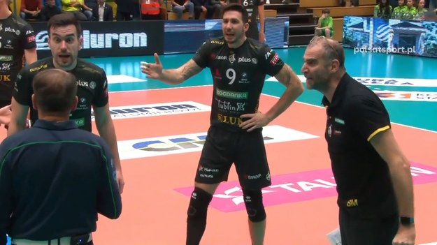 Fragmenty meczu Aluron CMC Warta Zawiercie – Bogdanka LUK Lublin 3:0 (25:19, 25:21, 29:27) - siatkówka, PlusLiga 2023/2024 - 8. kolejka.

