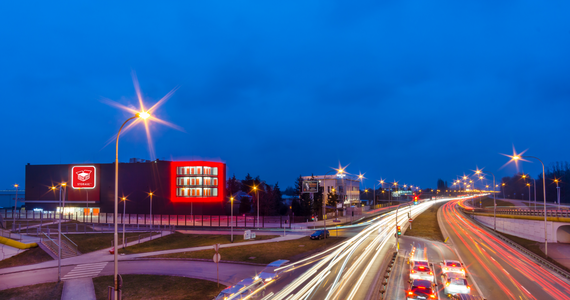 W rzeczywistości wielkiego miasta, gdzie marzenia są wielkie, a przestrzeń skromna, pojawia się pytanie: jak pogodzić nasze potrzeby z brakiem miejsca? Na szczęście rozwiązań jest wiele.