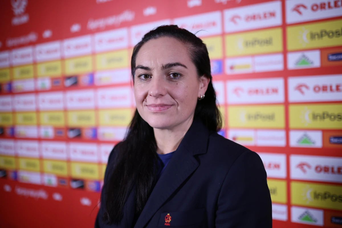 Biało-czerwone piłkarki za kilka dni rozegrają decydujące mecze pierwszej edycji Ligi Narodów. Polki walczą w Dywizji B, ale mają duże szanse by awansować do najwyższej i najmocniejszej Dywizji A. W dotychczasowych czterech spotkaniach zgromadziły 10 punktów i są liderkami grupy. Przed nimi mecze z Grecją i Ukrainą. Mamy dla Was bilety na mecz Polek z Greczynkami, który odbędzie się w Sosnowcu we wtorek, 5 grudnia. 