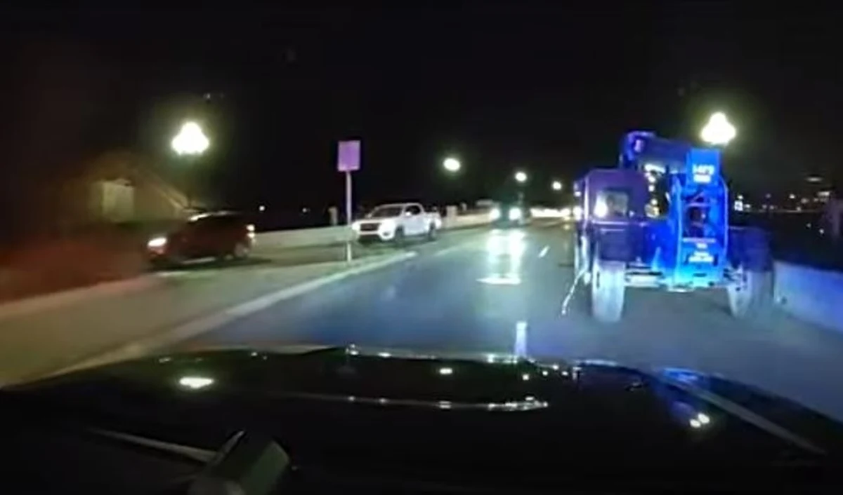 Nietypowy policyjny pościg w Ann Arbor w amerykańskim Michigan. Funkcjonariusze ścigali wózek widłowy skradziony przez 12-latka. 