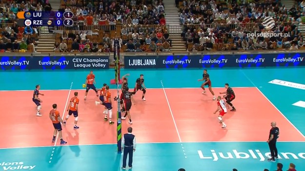 Skrót meczu ACH Volley Lublana – Asseco Resovia 0:3 (21:25, 23:25, 21:25) - siatkówka; grupa B Liga Mistrzów 2023/2024.

