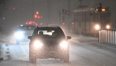 Nawet -17 stopni i opady śniegu. Dla części regionów wydano alerty  