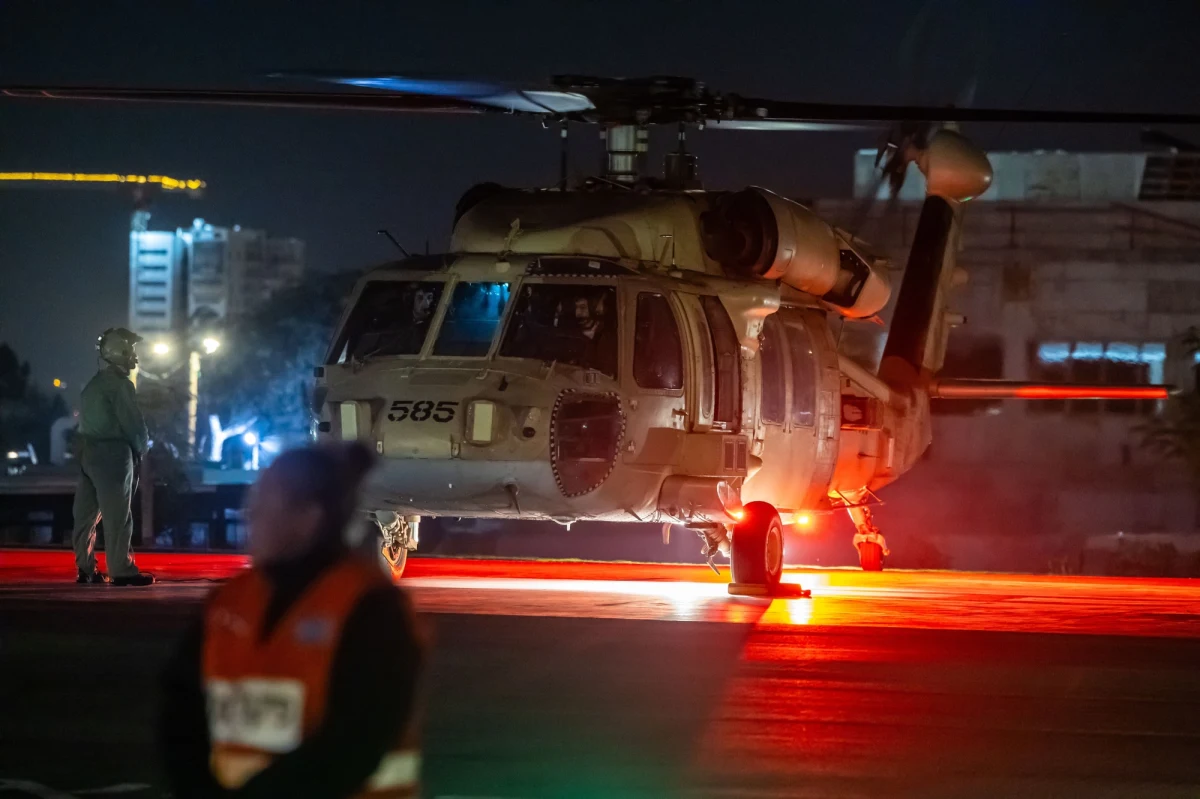 14 zakładników, uwolnionych w środę przez Hamas, jest już na terenie Izraela - poinformowało biuro izraelskiego premiera Benjamina Netanjahu. W grupie tej jest 10 osób, objętych umową z Izraelem o wymianie zakładników na palestyńskich więźniów, oraz czterech obywateli Tajlandii.