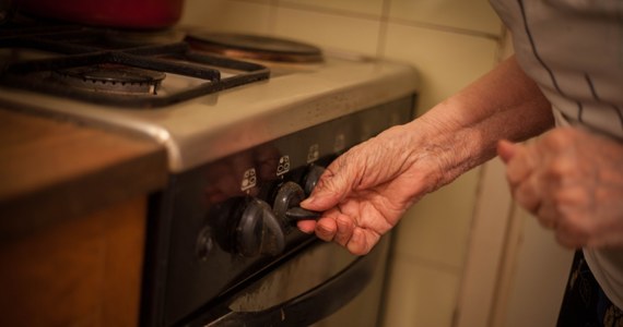 Gaz mają już prawie wszyscy odbiorcy w Inowrocławiu, gdzie w sobotę doszło do awaria stacji zasilającej miasto. Monterzy docierają do ostatnich klientów - poinformował rzecznik wojewody kujawsko-pomorskiego Tomasz Wiśniewski.