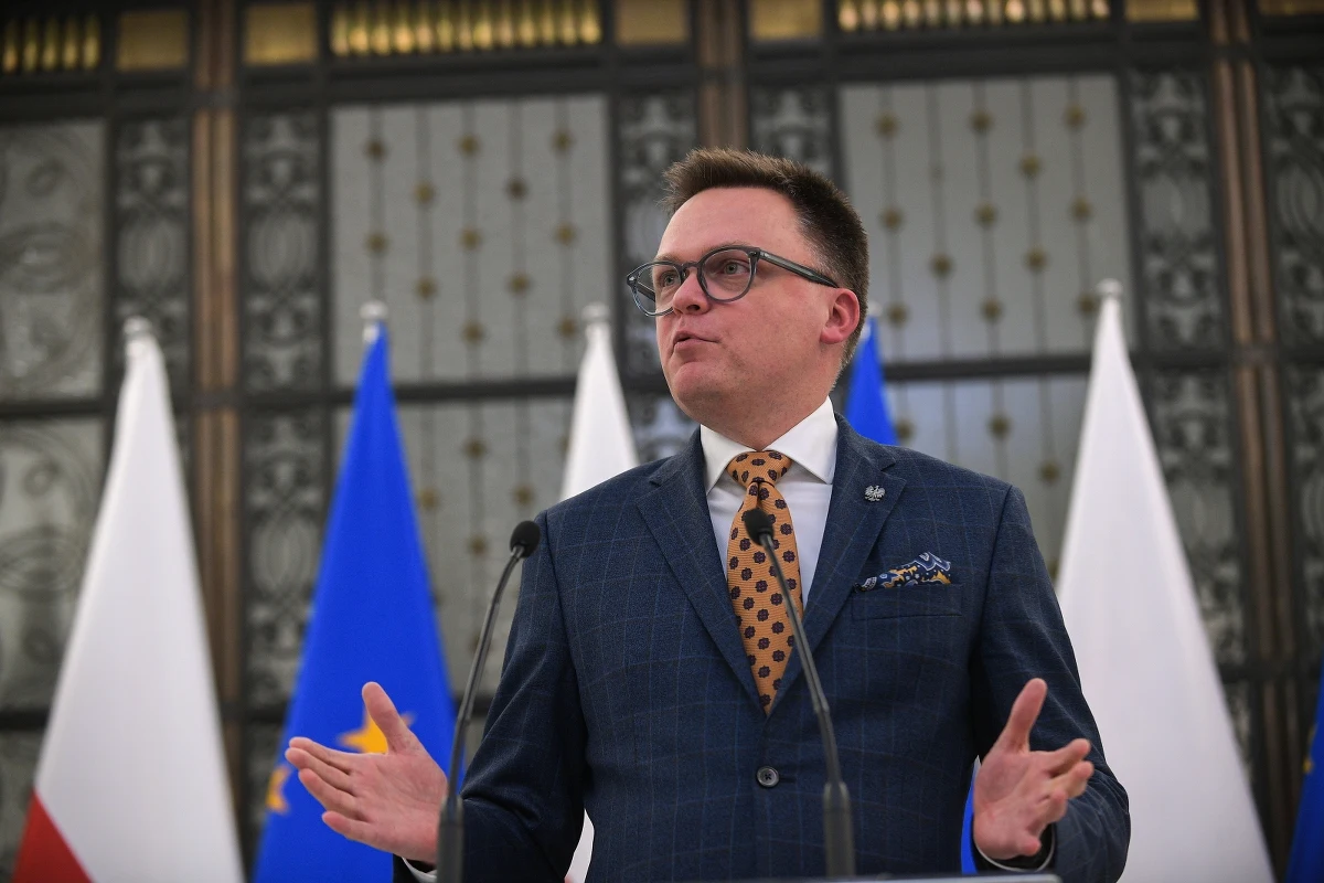 Jesteśmy umówieni na piątek z szefem PO Donaldem Tuskiem w celu omówienia szczegółów dotyczących wyboru rządu w drugim konstytucyjnym kroku - poinformował marszałek Sejmu Szymon Hołownia.