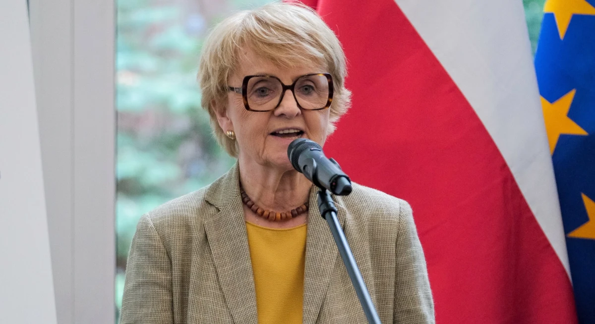 "Dzisiaj to jest rzeczywiście nie tylko powrót do Europy, ale przede wszystkim powrót do demokracji" - powiedziała o sytuacji w Polsce w rozmowie z korespondentem RMF FM Pawłem Żuchowskim Danuta Hübner, która przebywa w Waszyngtonie. W stolicy USA europosłanka ma spotkania w Departamencie Stanu oraz na Kapitolu.