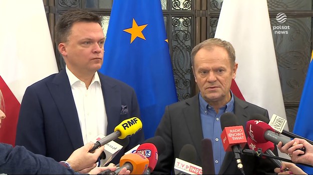 - Jeśli czas na to pozwoli, Sejm wybierze nowego premiera jeszcze 11 grudnia - tak po spotkaniu z marszałkiem Hołownią powiedział Donald Tusk. Prezydent zapewnił, że nie będzie przedłużał procedury zaprzysiężenia, ale polityczny kalendarz zależy od głosowania nad wotum zaufania dla gabinetu Mateusza Morawieckiego. Choć obecny premier raczej nie ma na nie szans, przedstawia kolejne projekty ustaw.Materiał dla "Wydarzeń" przygotowała Agnieszka Witkowicz-Matolicz.