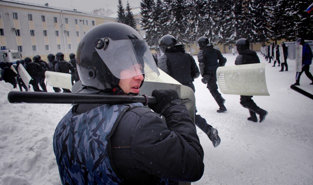 Moskwa: Policyjne obławy na kluby i bary gejowskie