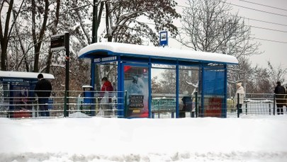 Paraliż komunikacyjny w Krakowie po ataku zimy