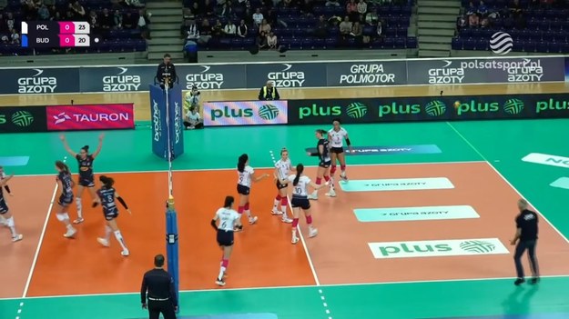 Skrót meczu Grupa Azoty Chemik Police – Grot Budowlani Łódź 3:0 (25:22, 25:17, 25:15) - siatkówka; Tauron Liga 2023/2024, 9. kolejka.

