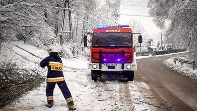 Podkarpacie: Tysiące odbiorców bez prądu, w Bieszczadach pół metra śniegu