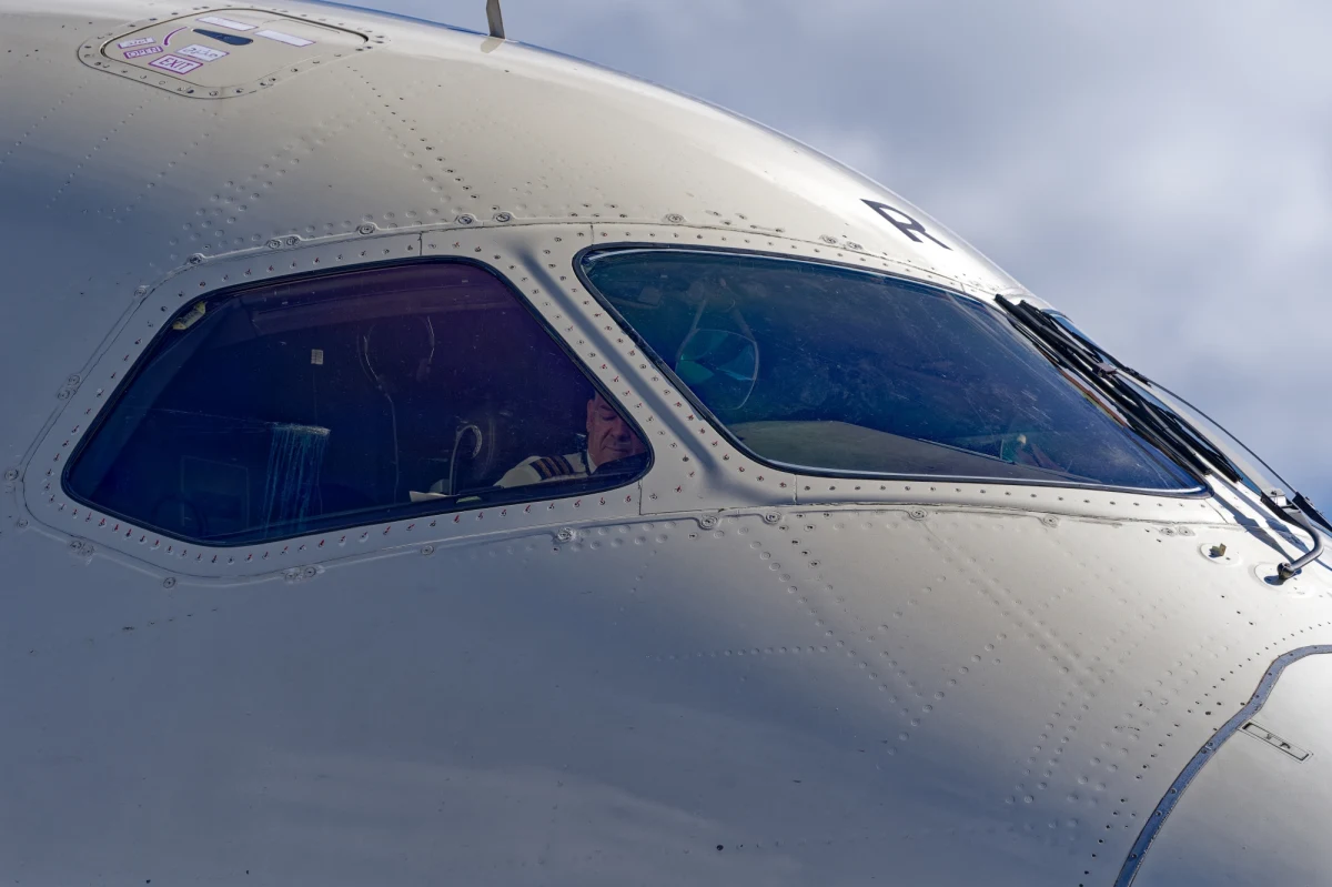 Marzyła o zwiedzaniu świata i USA. 16-latka z powiatu tomaszowskiego wybrała się w daleką podróż sama i na dodatek bez wiedzy rodziców. Jej amerykańska przygoda trwała bardzo krótko, nie opuściła nawet lotniska w Nowym Jorku.

