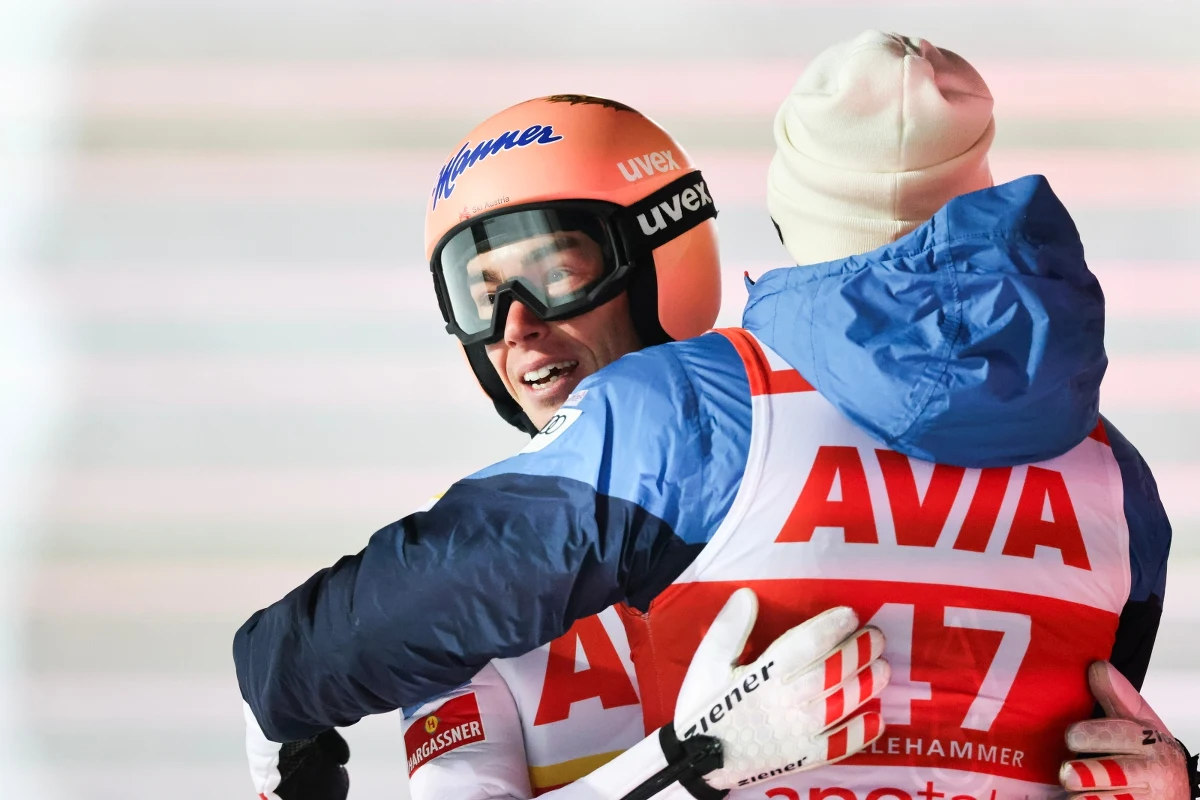 Austriak Stefan Kraft, który wygrał wszystkie cztery dotychczasowe konkursy sezonu 2023/24, jest bezapelacyjnym liderem listy płac Pucharu Świata w skokach narciarskich. Ma już w dorobku 58 tysięcy franków szwajcarskich (ok. 265 600 złotych). Drugi ze znaczną stratą jest Niemiec Andreas Wellinger - 37 tys. 