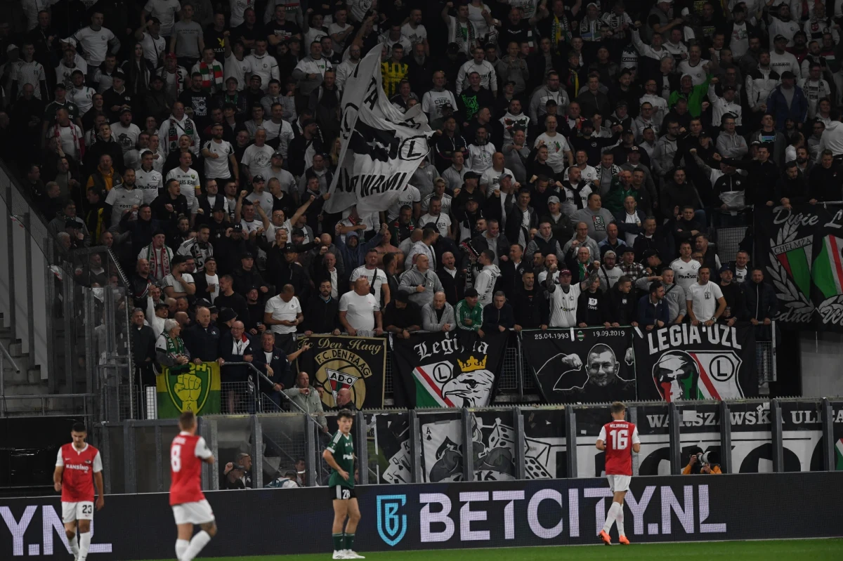 Polskie śledztwo w sprawie zajść po październikowym meczu Legia Warszawa - AZ Alkmaar w Holandii utknęło w miejscu. Strona holenderska nie kwapi się z realizacją polskich wniosków o pomoc prawną - dowiedział się reporter RMF FM Krzysztof Zasada.