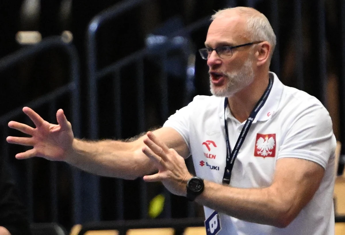 Polska w meczu o pierwsze miejsce w grupie F na mistrzostwach świata w piłce ręcznej kobiet przegrała z Niemcami 17:33. Biało-Czerwone już wcześniej zapewniły sobie jednak awans do drugiej fazy turnieju.