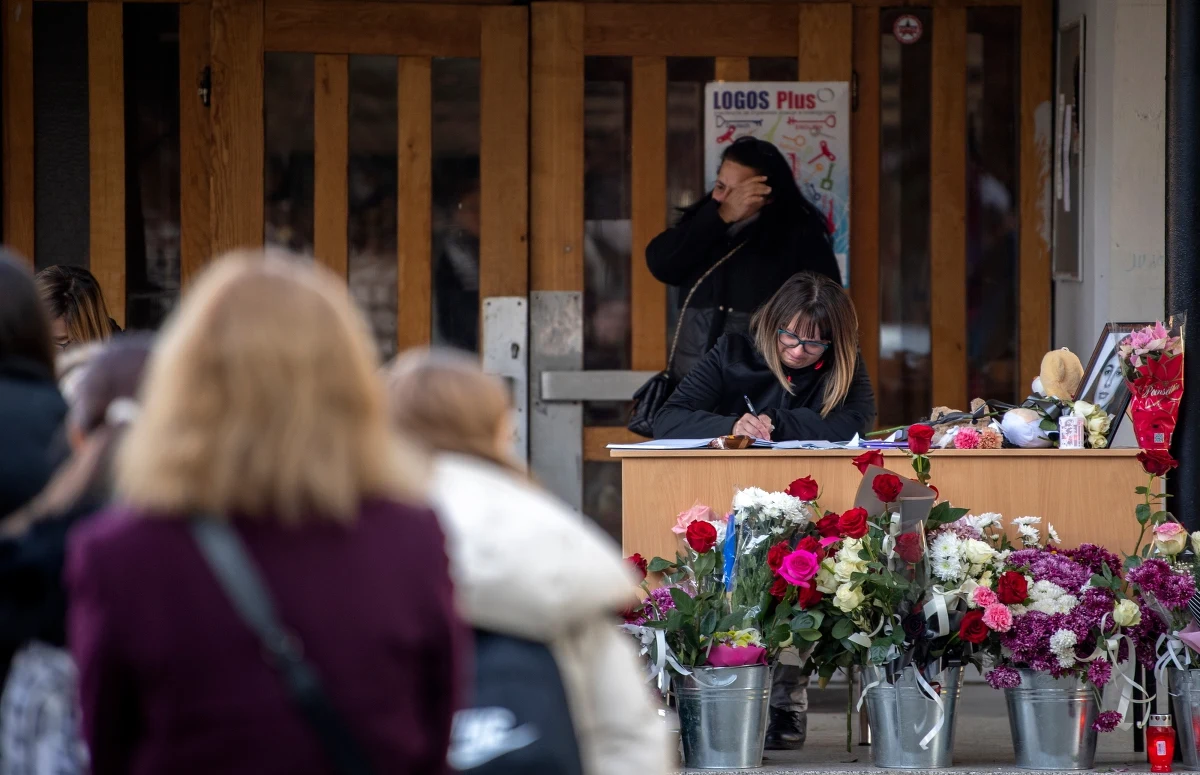 Ojciec wraz z grupą znajomych porwał 14-letnią córkę dla okupu, który chciał wymusić od jej matki. W związku z poszukiwaniami, w które zaangażowały się społeczeństwo i służby Macedonii Północnej, jeden z porywaczy podjął decyzję o zabiciu dziewczynki, w celu "ukrycia dowodów".