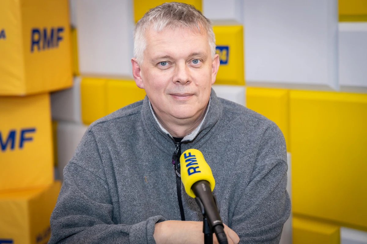 "To jest taka kwestia, z której należy wyciągać wnioski" - tak o tzw. ustawie wiatrakowej powiedział Tomasz Siemoniak, wiceprzewodniczący Platformy Obywatelskiej, który był gościem Anny Gielewskiej w Popołudniowej rozmowie w RMF FM. Jak zaznaczył, "to był projekt, który nie był przyjęty przez Sejm". "Można powiedzieć: dmuchnęliśmy na zimne, zrobiło się oczywiście wielkie zamieszanie" - dodał.