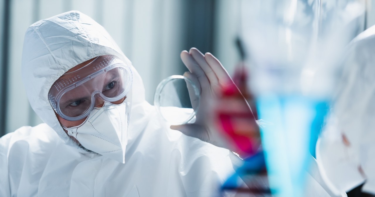 Wirusy pandemiczne nie wymagają adaptacji, by przeskoczyć na człowieka