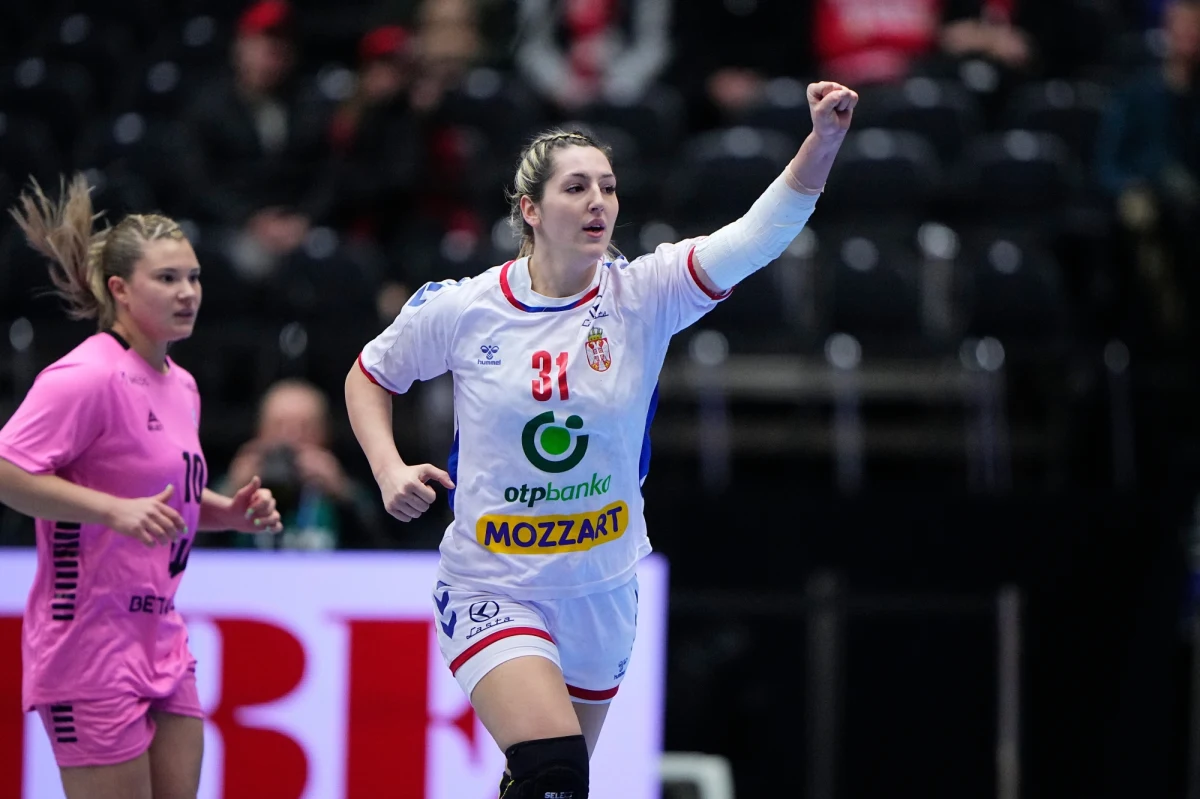 Dziś pierwszy mecz reprezentacji Polski w drugiej fazie mistrzostw świata piłkarek ręcznych. O 15:30 Polki zagrają z Serbkami. Turniej jest ścieżką do uzyskania miejsca w kwalifikacjach olimpijskich.