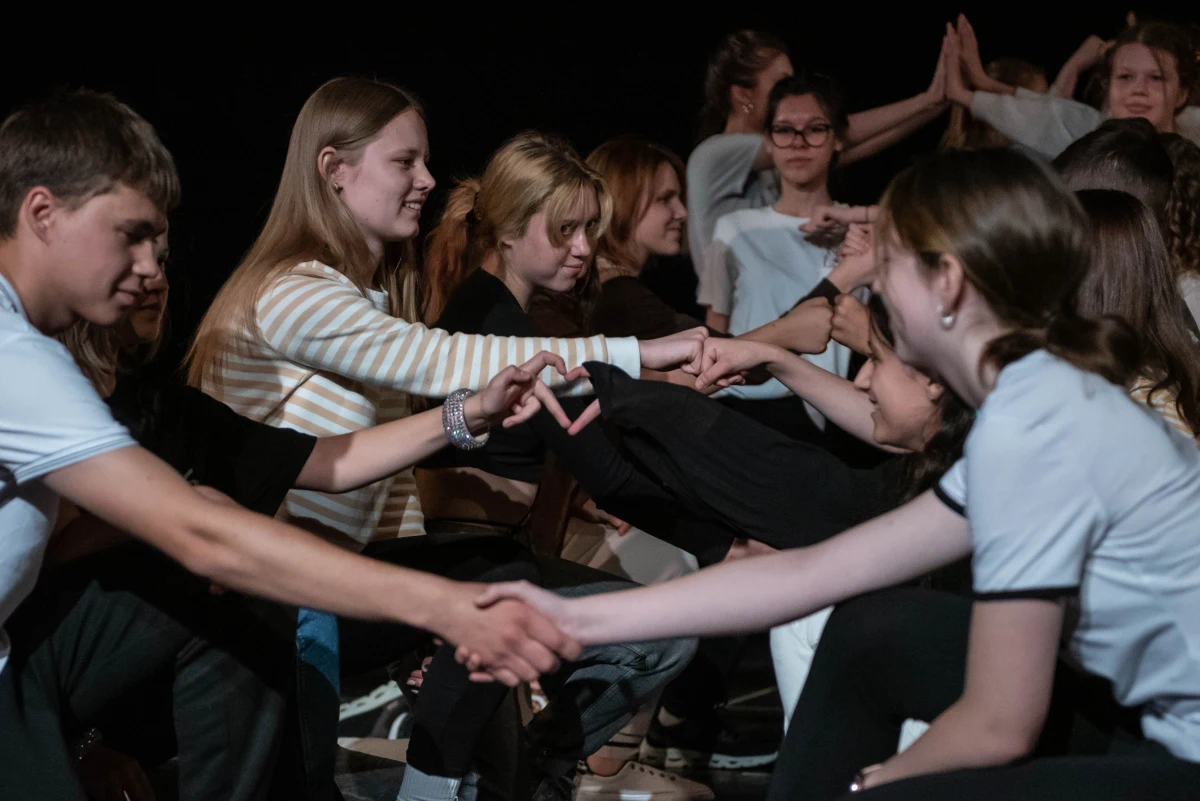 "Rel" – decyzją internautów – zostało Młodzieżowym Słowem Roku 2023. Na podium znalazły się też "sigma" i "oporowo". Kapituła przyznała dodatkowo nagrodę jury dla słowa "oddaje". 