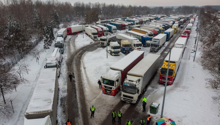  Pat na granicy. Znaleźli sposób na ciężarówki